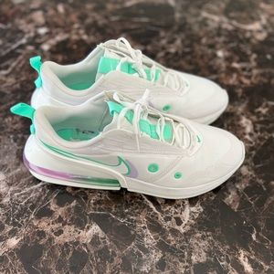 Nike womens Air Max Up 'White Green Glow Lilac' size 10